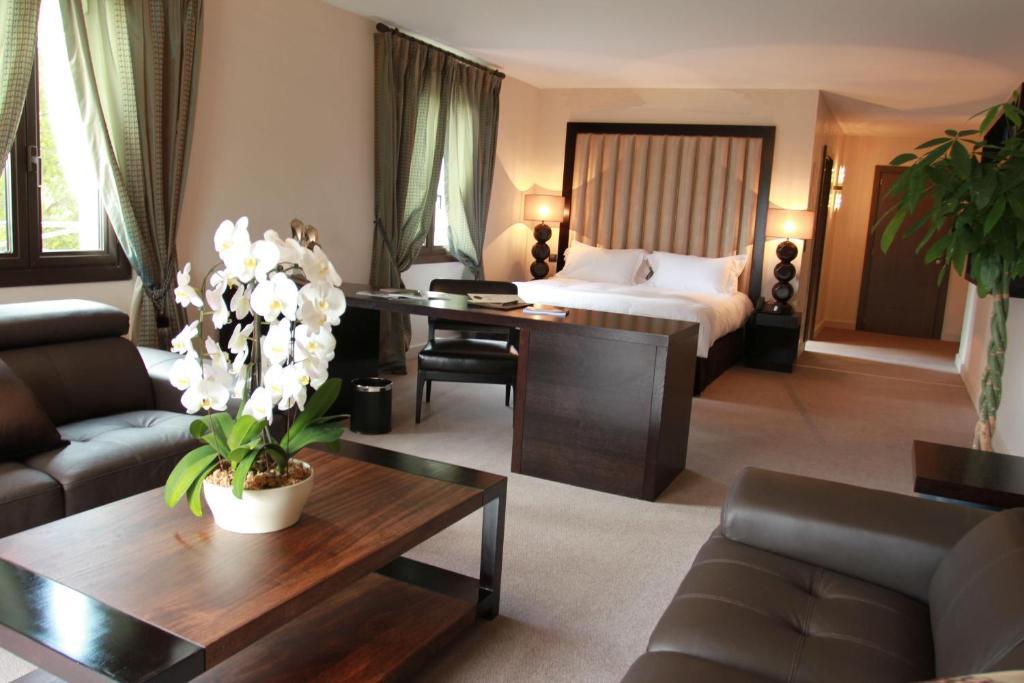 Le Daya Hotel & Spa - Boutique Hotel Roquebrune-sur-Argens Room photo